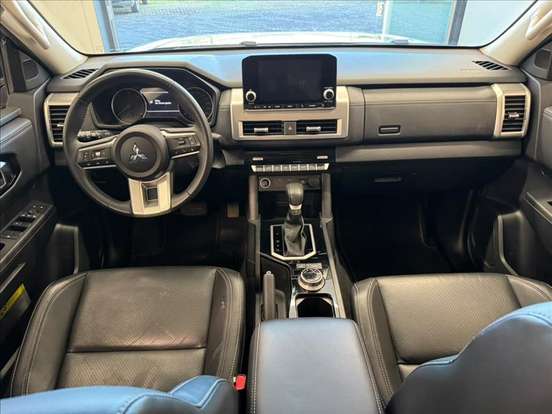 MITSUBISHI-TRITON-2025
