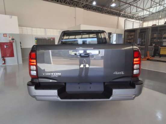 MITSUBISHI-TRITON-2.4 BITURBO DIESEL CD HPE-S 4X4 AUTOMÁTICO MITSUBISHI-TRITON-2026