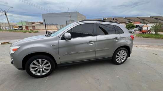 MITSUBISHI-ASX-2015