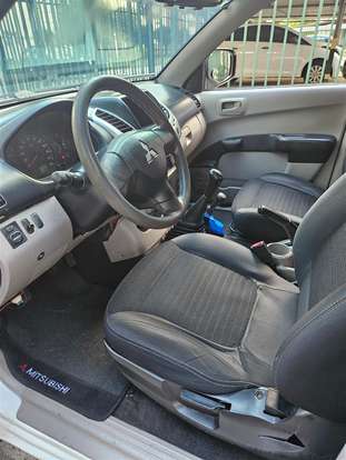 MITSUBISHI-L200 TRITON-2017
