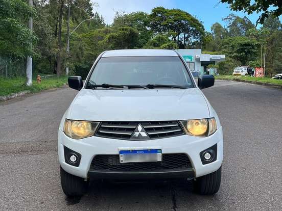 MITSUBISHI-L200 TRITON-3.2 GL 4X4 CD 16V TURBO INTERCOLER DIESEL 4P MANUAL MITSUBISHI-L200 TRITON-2017