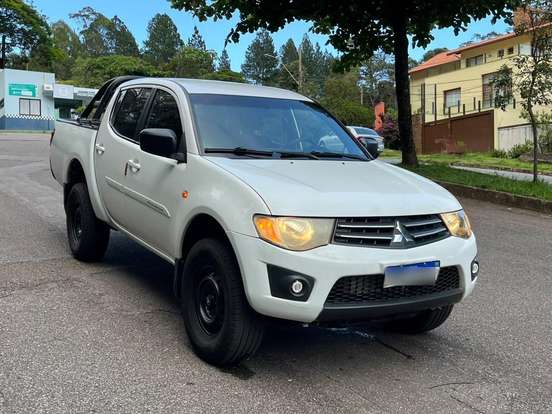 MITSUBISHI-L200 TRITON-2017