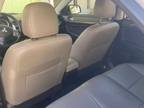 MITSUBISHI-LANCER-2.0 16V GASOLINA 4P AUTOMÁTICO MITSUBISHI-LANCER-2014