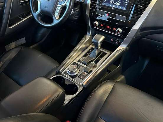 MITSUBISHI-PAJERO SPORT-2.4 16V MIVEC TURBO DIESEL HPE AWD AUTOMÁTICO MITSUBISHI-PAJERO SPORT-2020
