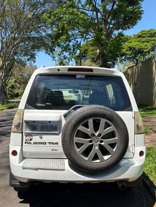 MITSUBISHI-PAJERO TR4-2013