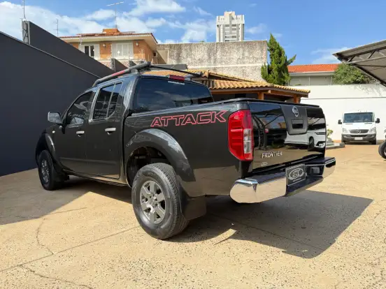 NISSAN-FRONTIER-2013