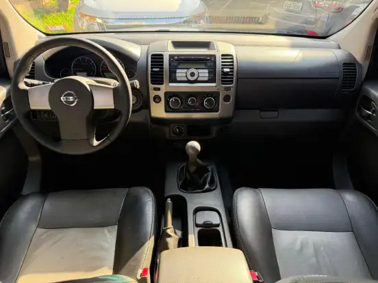 NISSAN-FRONTIER-2.5 SV ATTACK 4X4 CD TURBO ELETRONIC DIESEL 4P MANUAL NISSAN-FRONTIER-2013