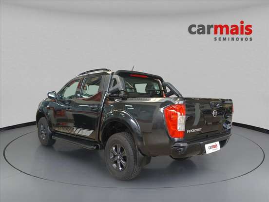 NISSAN-FRONTIER-2021