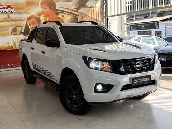 NISSAN-FRONTIER-2021