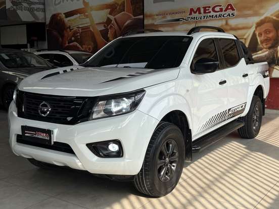 NISSAN-FRONTIER-2021