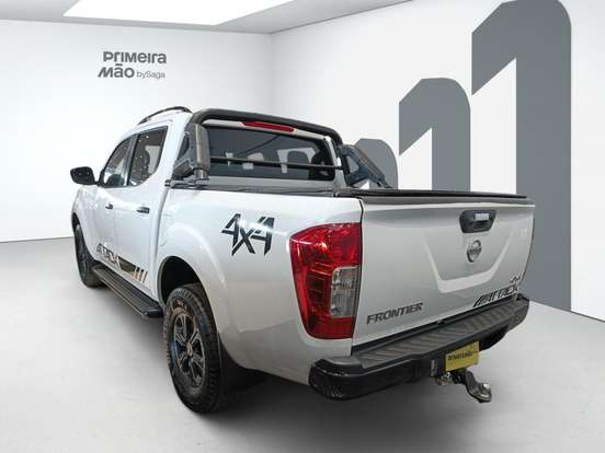 NISSAN-FRONTIER-2020