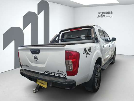 NISSAN-FRONTIER-2020