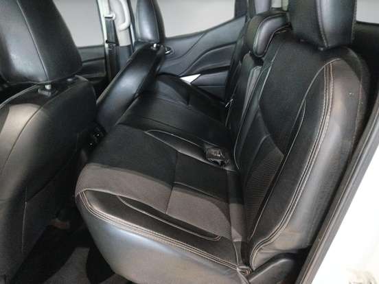 NISSAN-FRONTIER-2020
