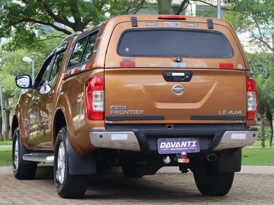 NISSAN-FRONTIER-2.3 16V TURBO DIESEL LE CD 4X4 AUTOMÁTICO NISSAN-FRONTIER-2017