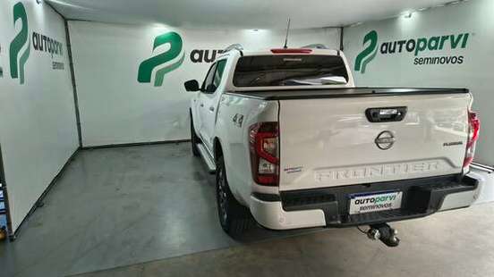 NISSAN-FRONTIER-2025