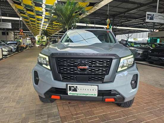 NISSAN-FRONTIER-2022