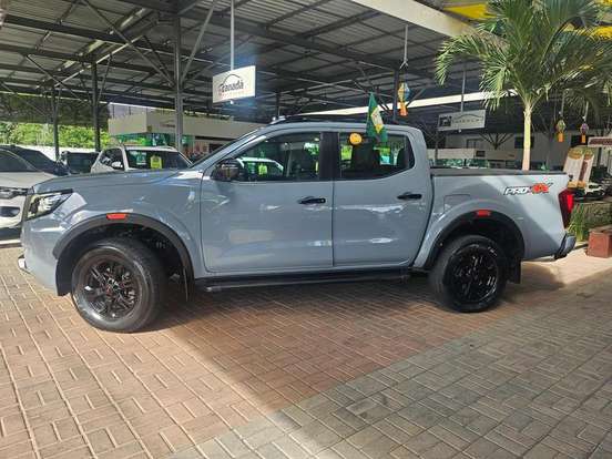 NISSAN-FRONTIER-2022