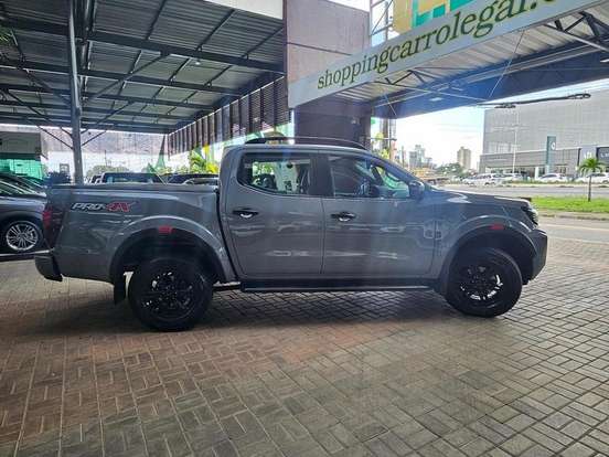 NISSAN-FRONTIER-2022