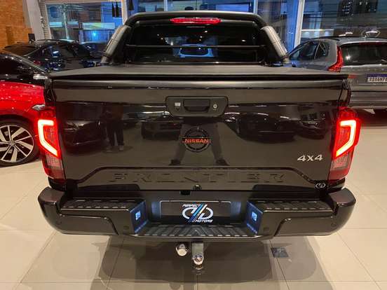 NISSAN-FRONTIER-2022