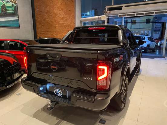 NISSAN-FRONTIER-2022
