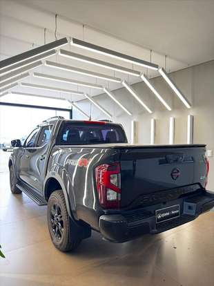 NISSAN-FRONTIER-2022
