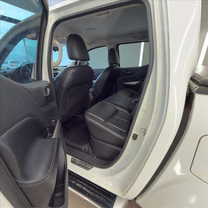 NISSAN-FRONTIER-2021