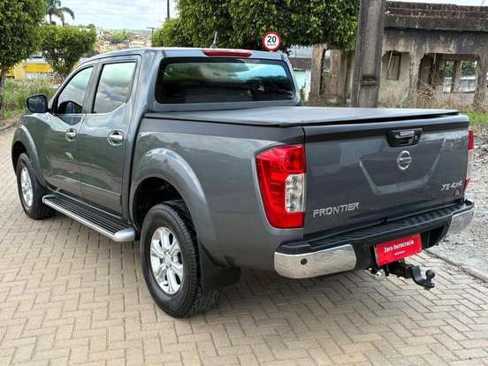 NISSAN-FRONTIER-2019