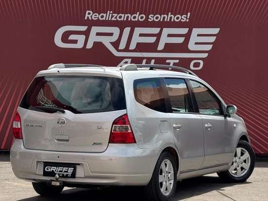 NISSAN-GRAND LIVINA-1.8 SL 16V FLEX 4P AUTOMÁTICO NISSAN-GRAND LIVINA-2011