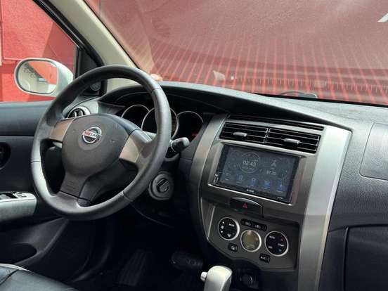 NISSAN-GRAND LIVINA-2011