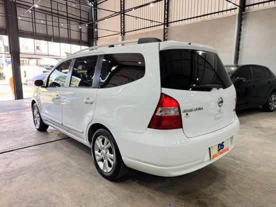 NISSAN-GRAND LIVINA-1.8 SL 16V FLEX 4P AUTOMÁTICO NISSAN-GRAND LIVINA-2012