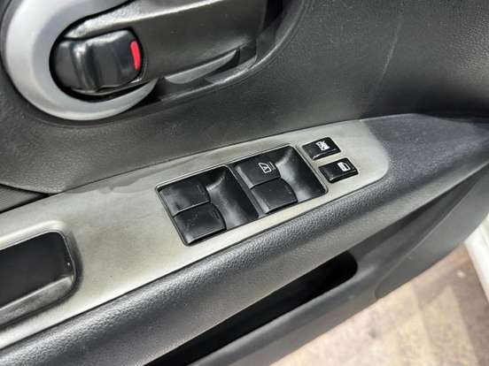 NISSAN-GRAND LIVINA-2012