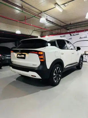 NISSAN-KICKS-2025