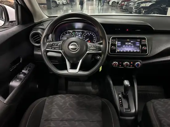 NISSAN-KICKS-2022