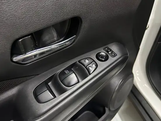NISSAN-KICKS-2022