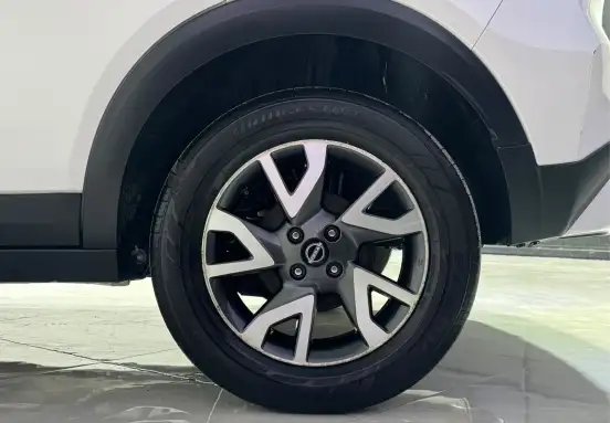 NISSAN-KICKS-2022