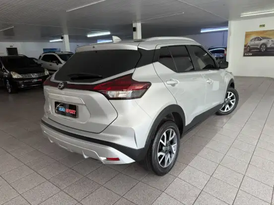 NISSAN-KICKS-2024