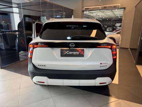 NISSAN-KICKS-2025