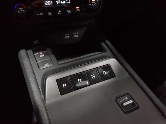 NISSAN-KICKS-2025