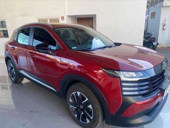 NISSAN-KICKS-2025