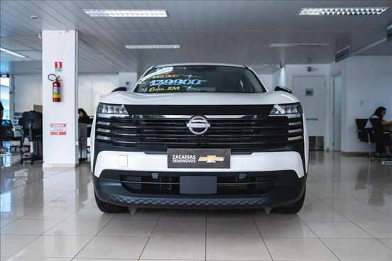 NISSAN-KICKS-2025