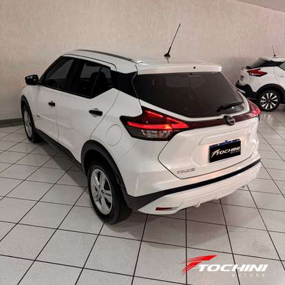 NISSAN-KICKS-2023