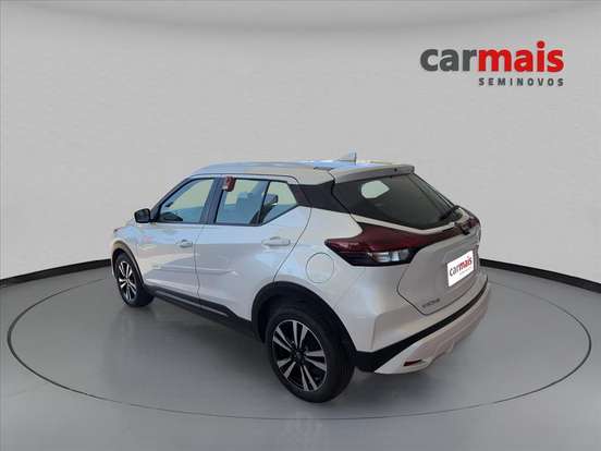 NISSAN-KICKS-2023