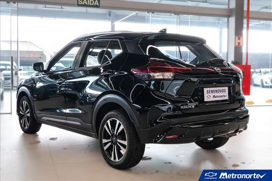 NISSAN-KICKS-2024