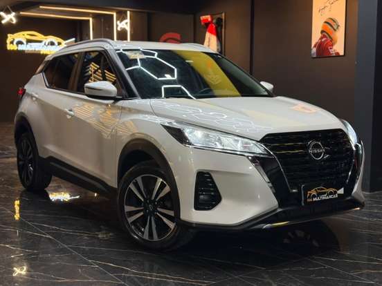 NISSAN-KICKS-2023