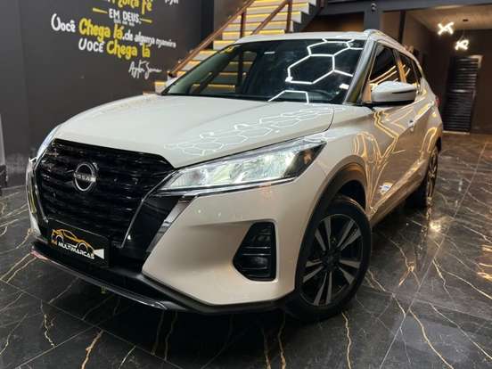 NISSAN-KICKS-2023