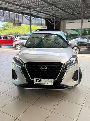 NISSAN-KICKS-2023