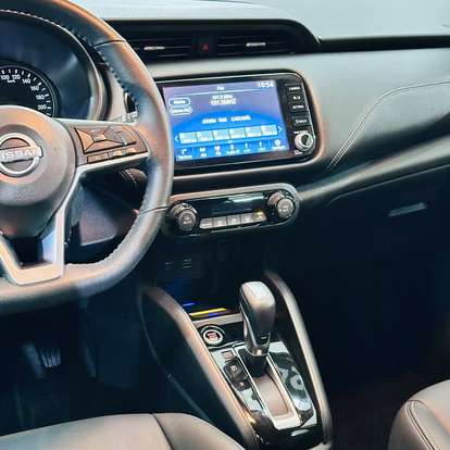 NISSAN-KICKS-2023