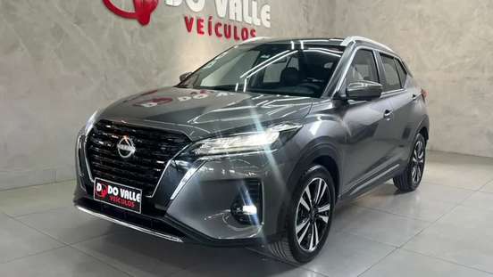 NISSAN-KICKS-2023