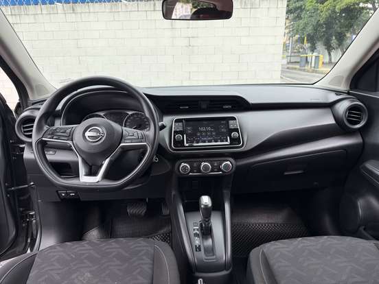 NISSAN-KICKS-2023