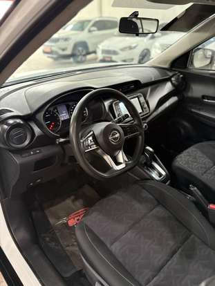 NISSAN-KICKS-2023